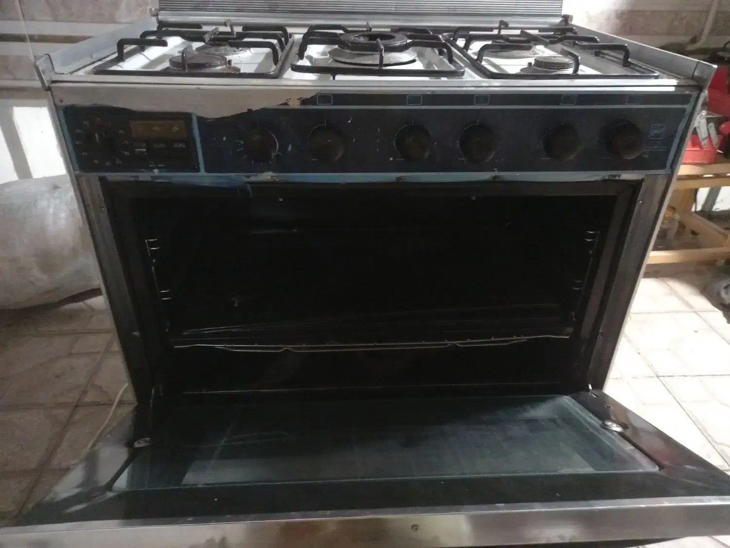 گاز ۵ شعله فر دار سالم درحد نو|اجاق گاز و لوازم برقی پخت‌وپز|یزد, |دیوار