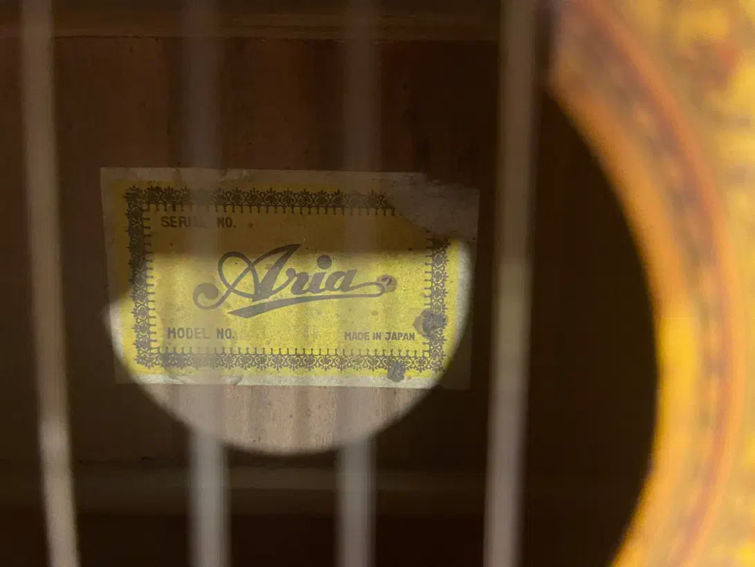 گیتار کلاسیک آریا اصل ژاپن|گیتار، بیس، امپلیفایر|تهران, نیاوران|دیوار