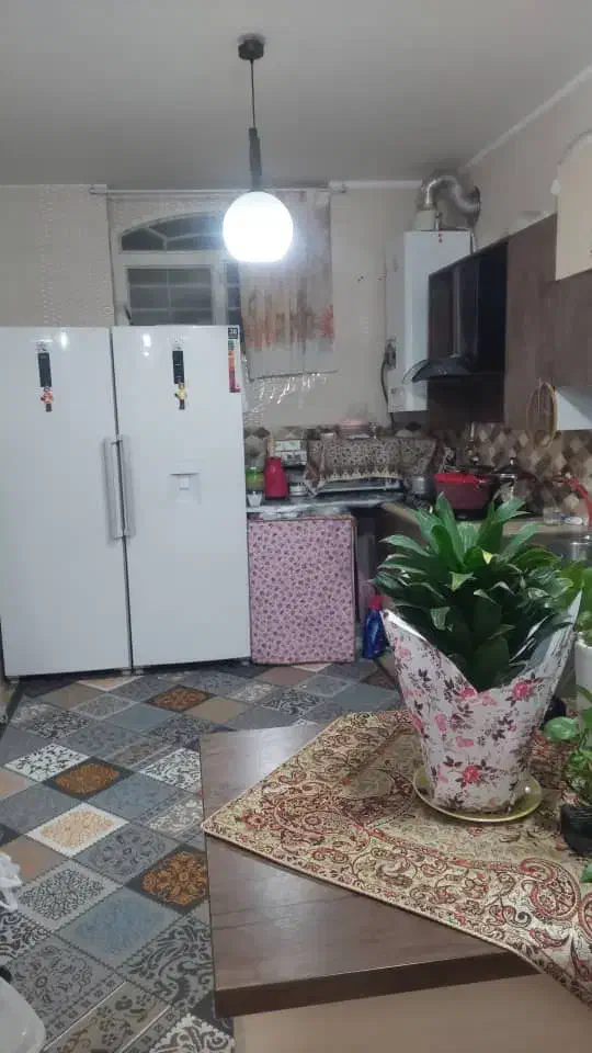 منزل دوطبقه همراه با سویت قیمت مفت|فروش خانه و ویلا|شیراز, شهدای شهرک سعدی|دیوار