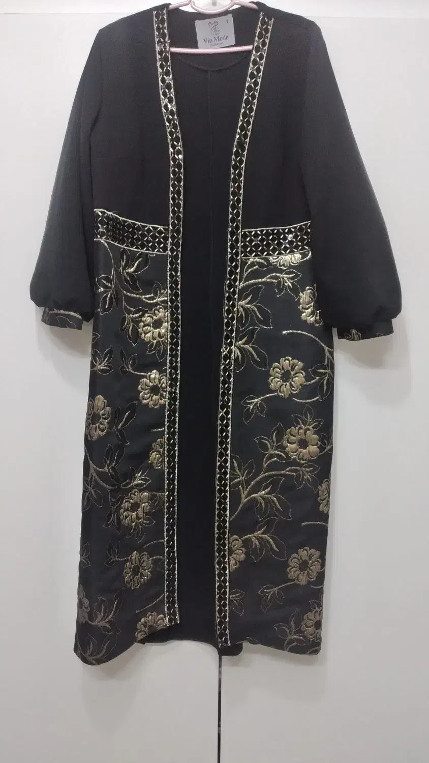 مانتو مجلسی بلند|لباس|رباط‌کریم, شترخوار|دیوار