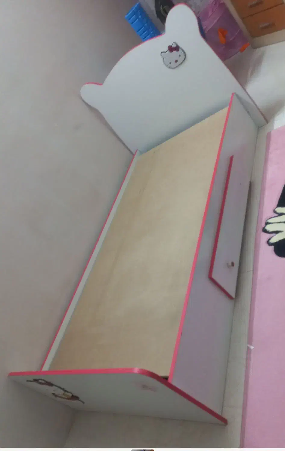 فرش کودک ، میز تحریر و صندلی ، تخت نوجوان ، کمد|فرش|مشهد, امامیه (شهرک غرب)|دیوار