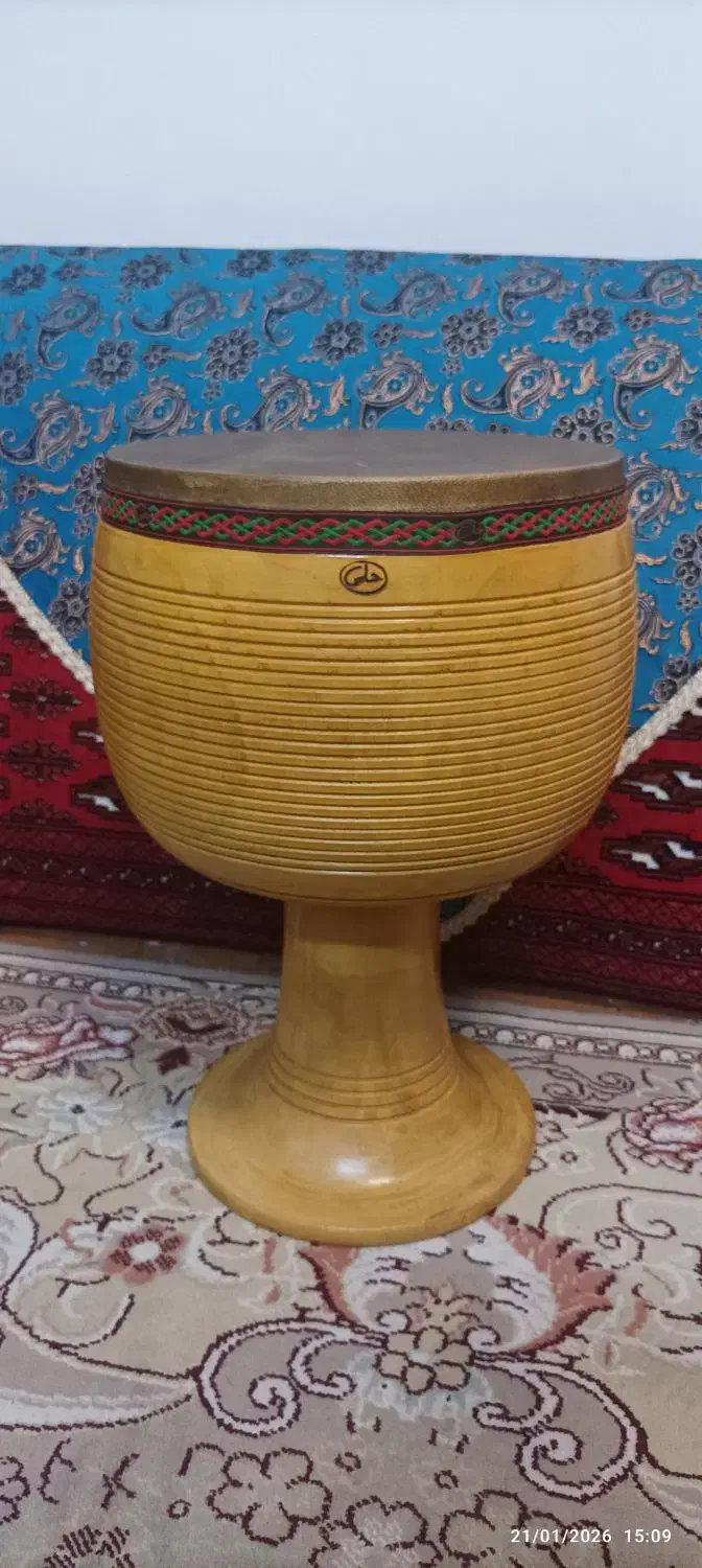 دف و تنبک 28 تک مهر اصل استاد حلمی|سازهای سنتی|اندیشه, اندیشه فاز ۱|دیوار