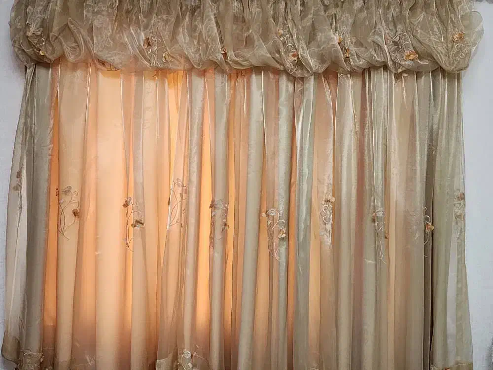 پرده حریر ۲ عدد|پرده، رانر، رومیزی|رشت, معلم|دیوار