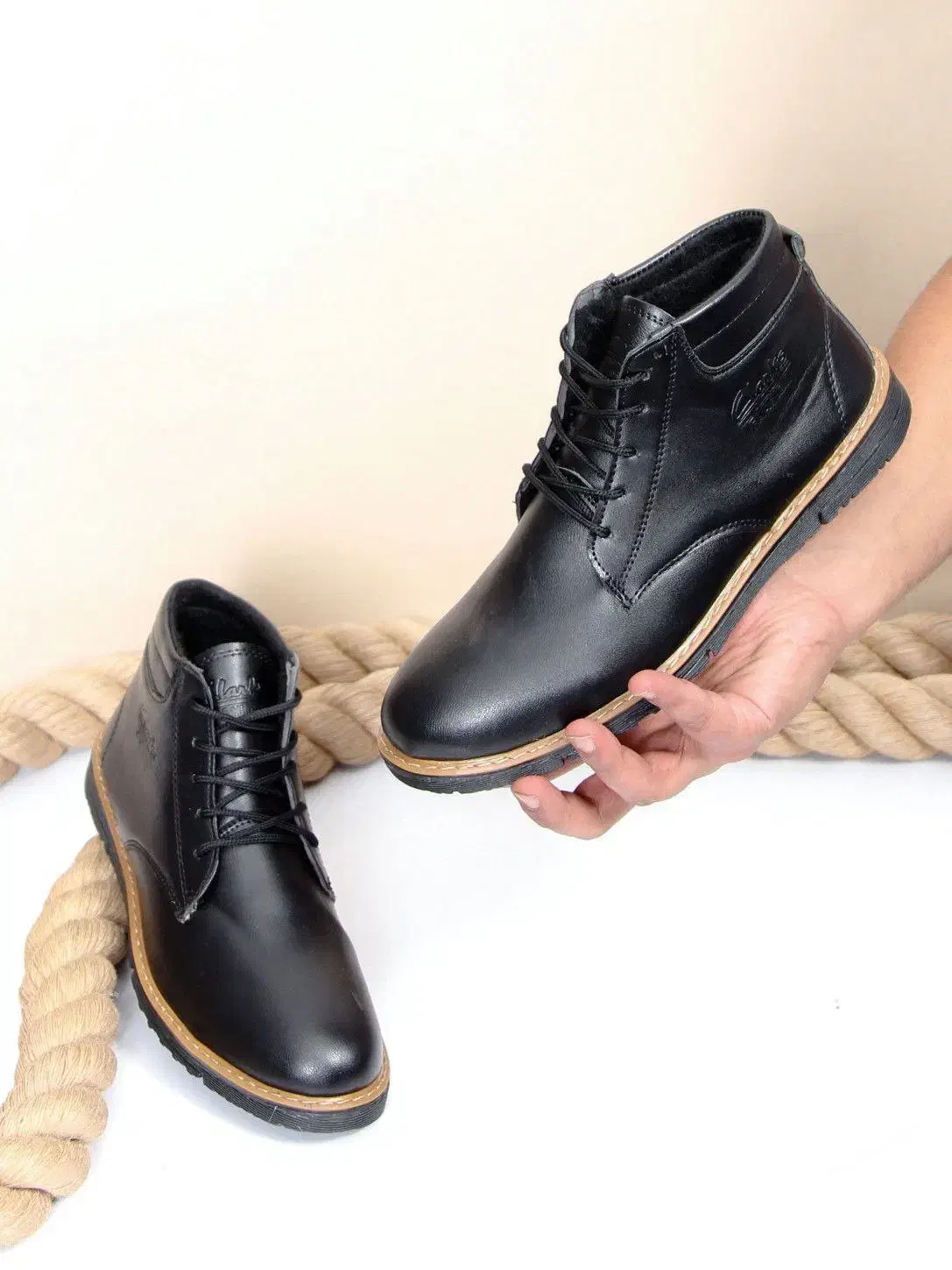 نیم بوت جذاب در دو رنگ متفاوت|کیف، کفش، کمربند|سنندج, |دیوار