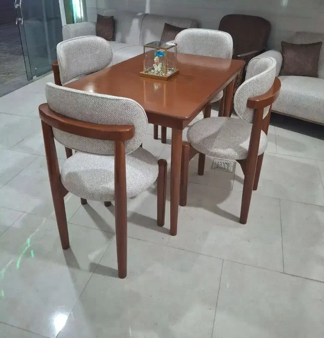 مبل مینیمال هشت نفره|مبلمان خانگی و میز عسلی|مشهد, طبرسی شمالی|دیوار