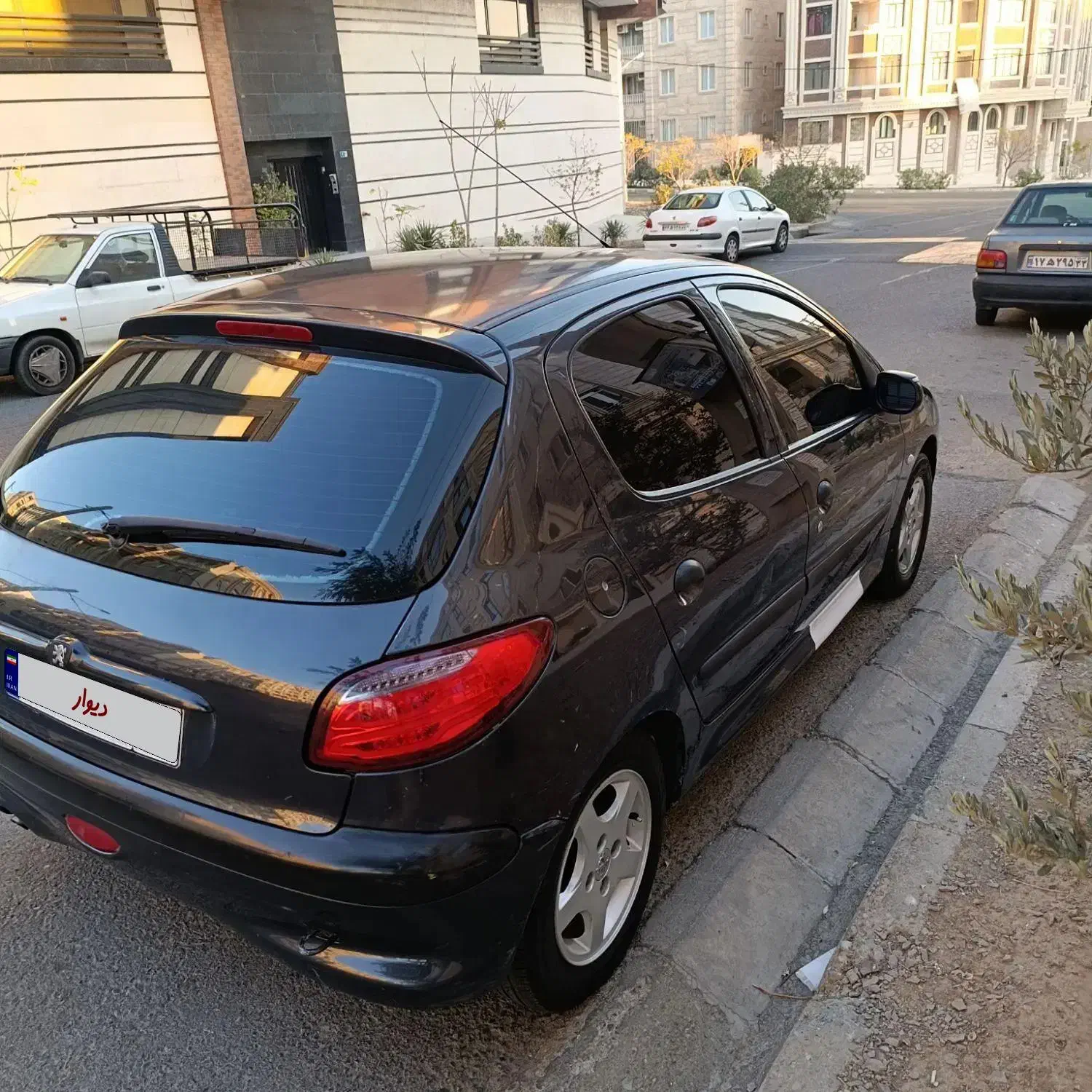 206 سرحال مدل 81 بی رنگ سالم فرانسوی|خودرو سواری و وانت|پرند, فاز ۰|دیوار