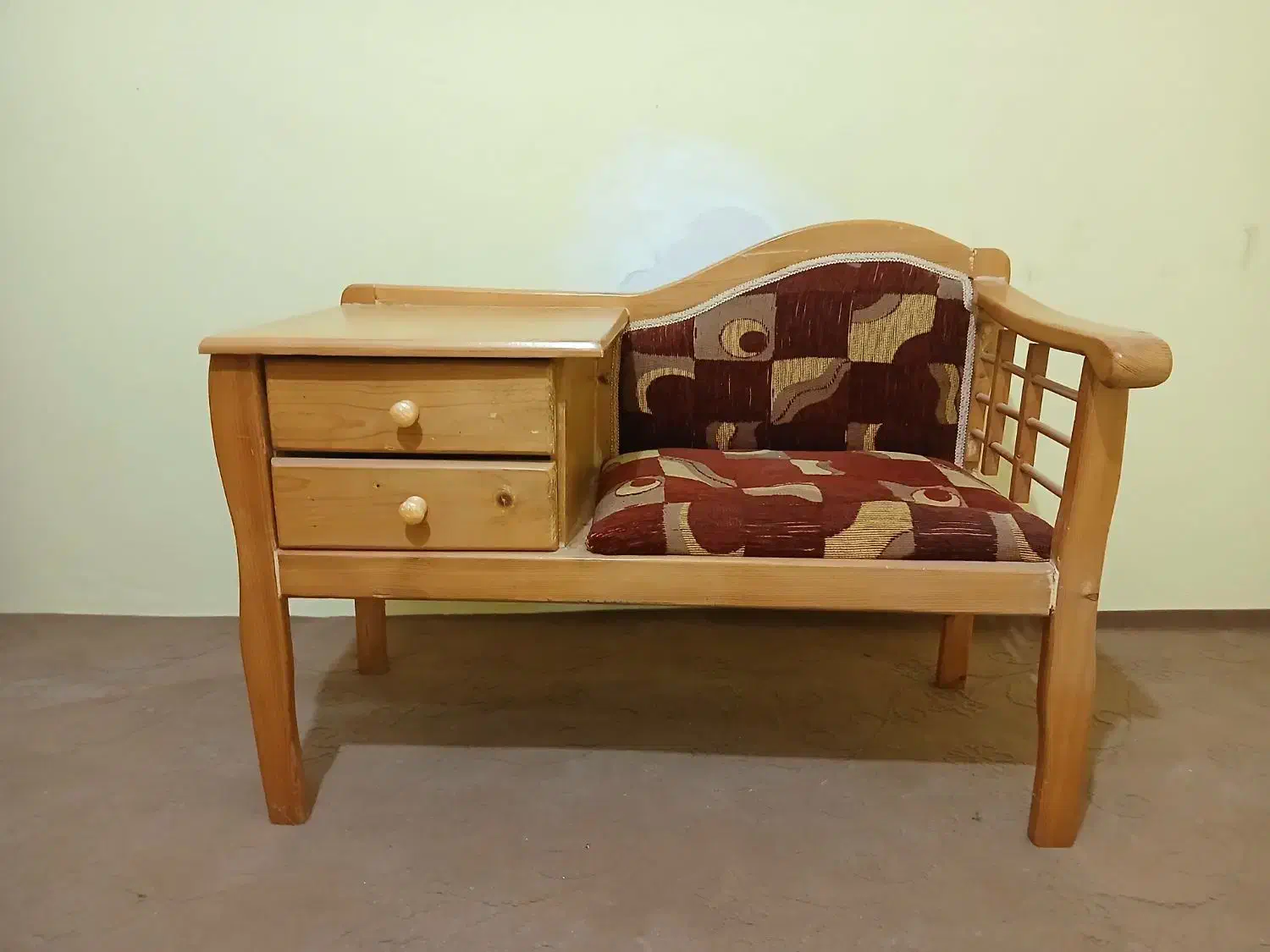 میز تلفن|میز تلفن|نوشهر, |دیوار