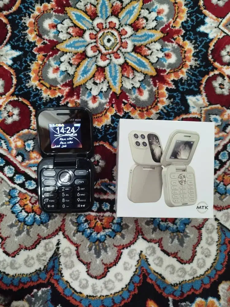 گوشی تاشو طرح اپل|موبایل|بندرعباس, |دیوار