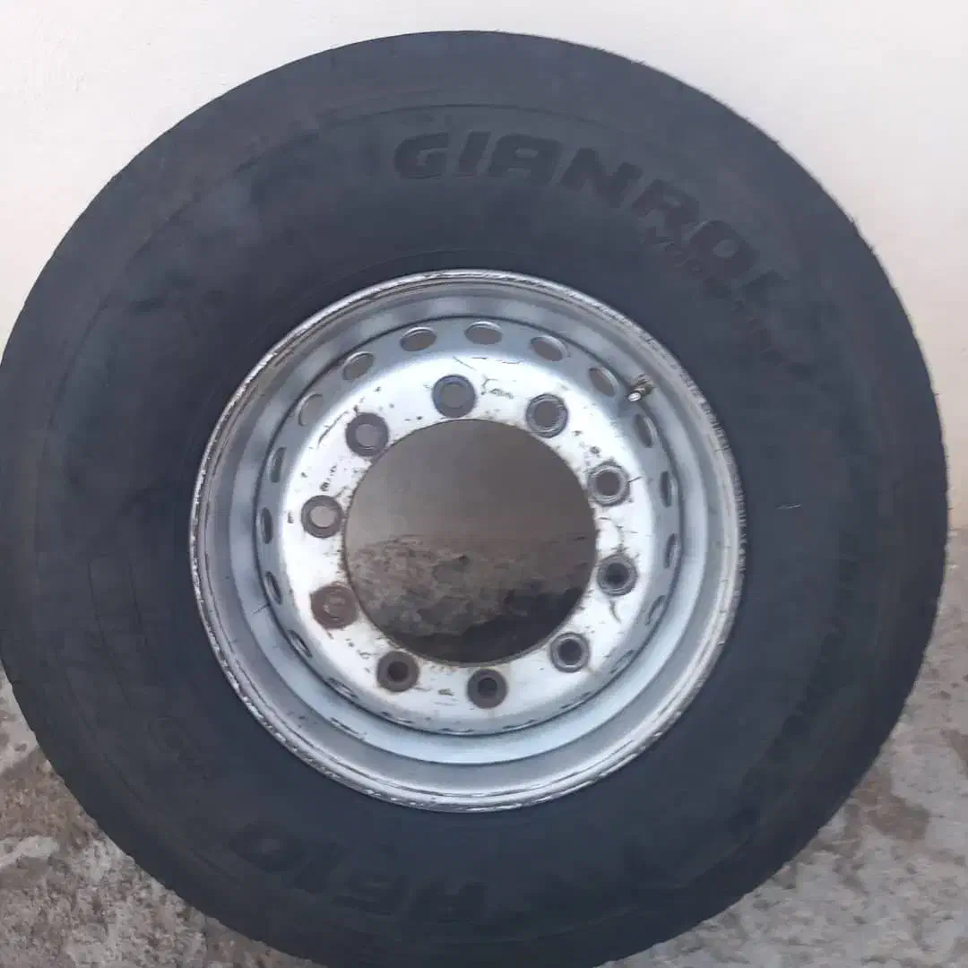 لاستیک تریلی در حد نو با رینگ ترکیه|قطعات یدکی و لوازم جانبی|خسروشاه, |دیوار