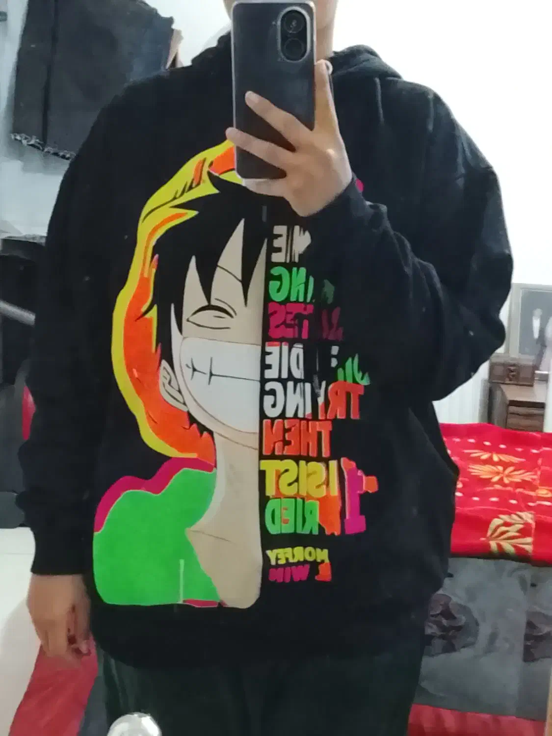 هودی|لباس|بهارستان, |دیوار