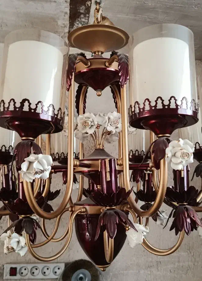 لوستر فلزی زرشکی طلایی باگل چینی لب طلا|لوستر و چراغ آویز|تکاب, |دیوار