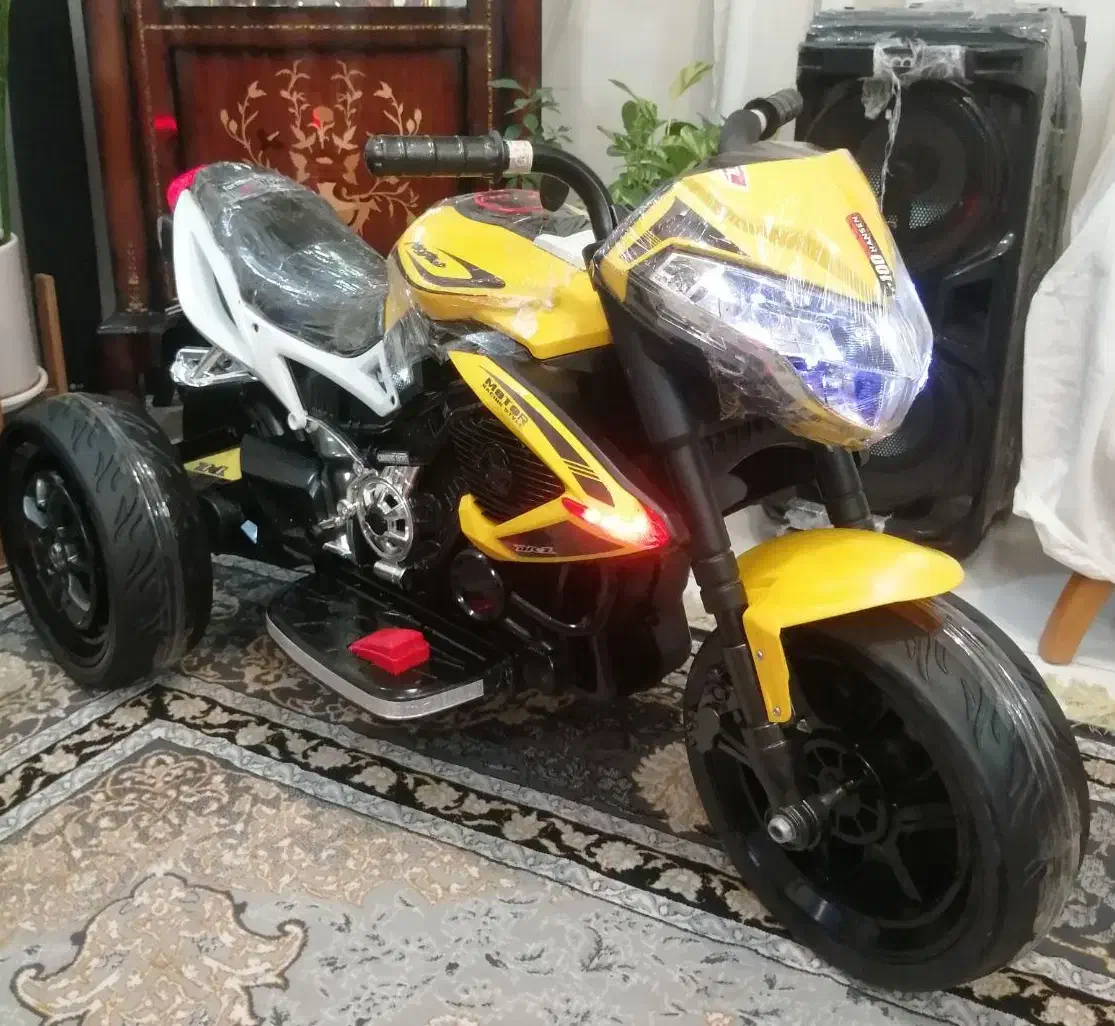 موتور شارژی بنلی فول آپشن|اسباببازی بچه|صدرا-فارس, فاز ۱|دیوار