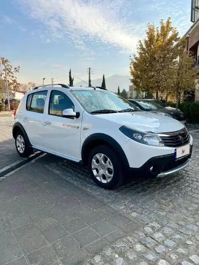 رنو ساندرو استپ‌وی اتوماتیک، مدل ۱۳۹۷ مشابه صفر|خودرو سواری و وانت|تهران, حکیمیه|دیوار