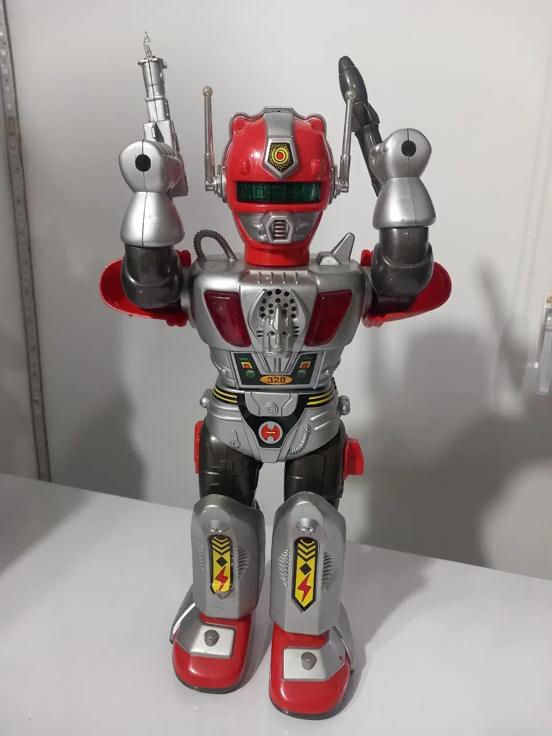 اسباب بازی رباط و ماشین|اسباب‌بازی بچه|رشت, نامجو|دیوار