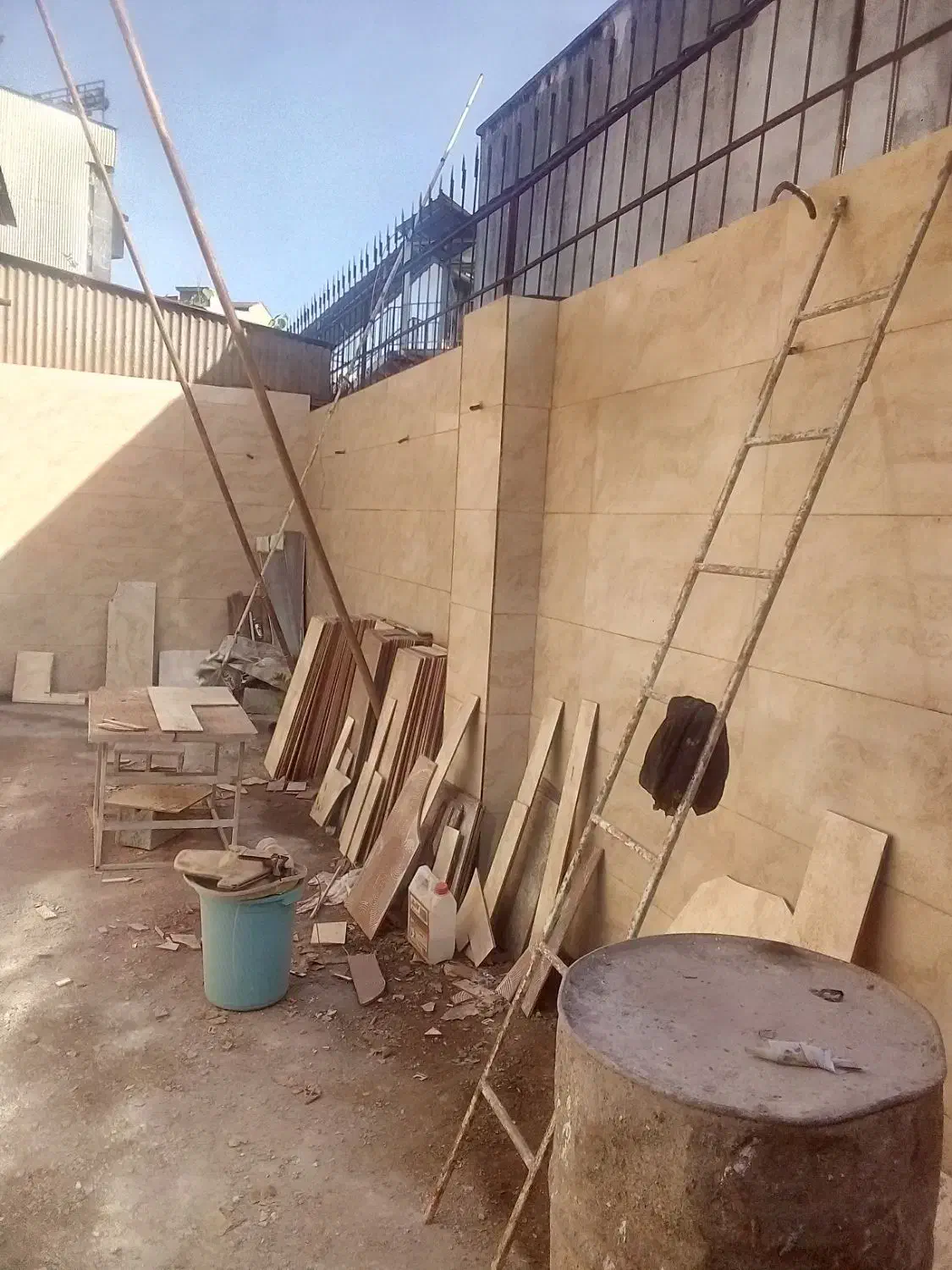 کاشیکاری وبنایی|خدمات پیشه و مهارت|رشت, چمارسرا|دیوار