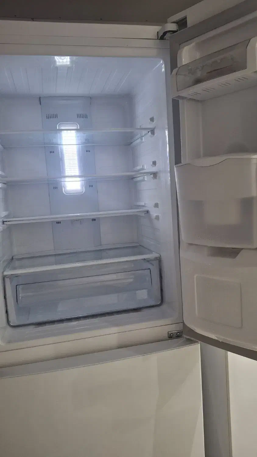 یخچال فریزر یخساران نو نو|یخچال و فریزر|شاهین‌شهر, شهرک سایت|دیوار