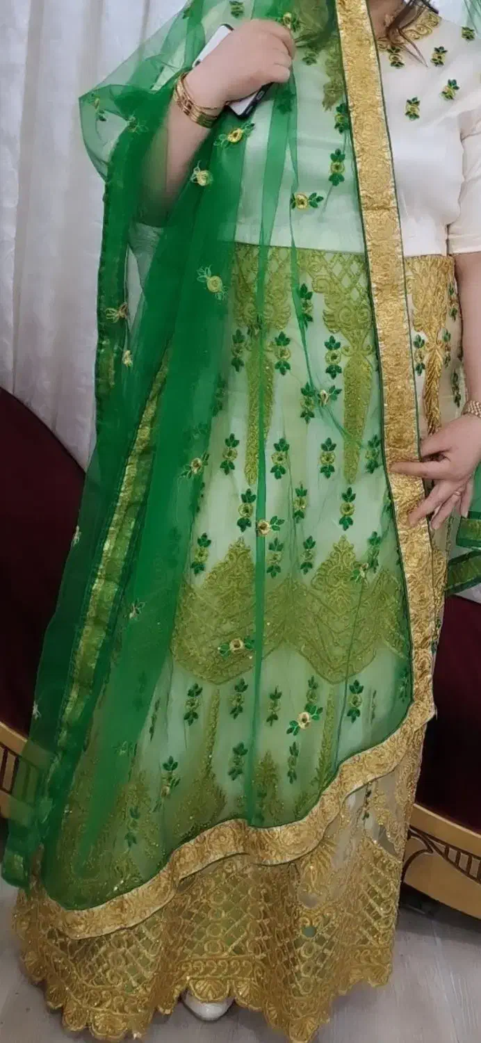 لباس هندی|لباس|قم, شهرک مهدیه (مدرس)|دیوار