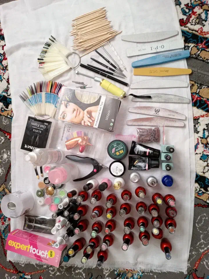 کاشت ناخن|آرایشی، بهداشتی، درمانی|سقز, |دیوار