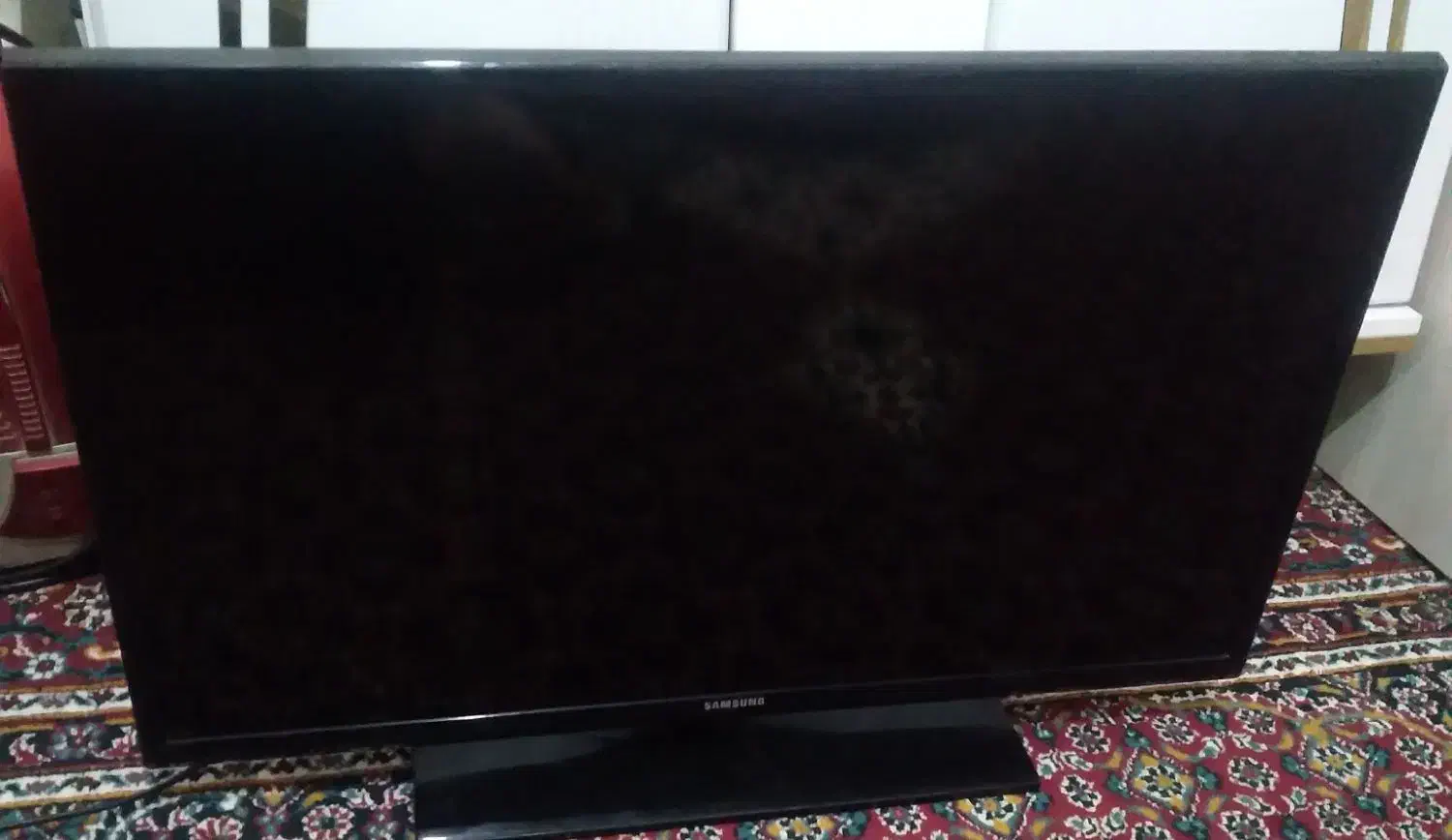 تلوزیون۳۲|تلویزیون و پروژکتور|پارس‌آباد, |دیوار