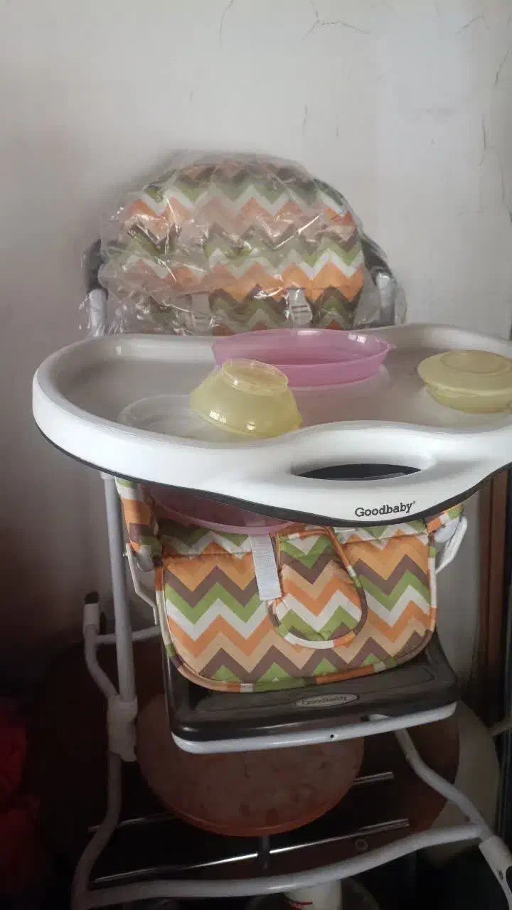 صندلی غدای کودک نو|اسباب و اثاث بچه|اصفهان, کوی شهید کشوری|دیوار