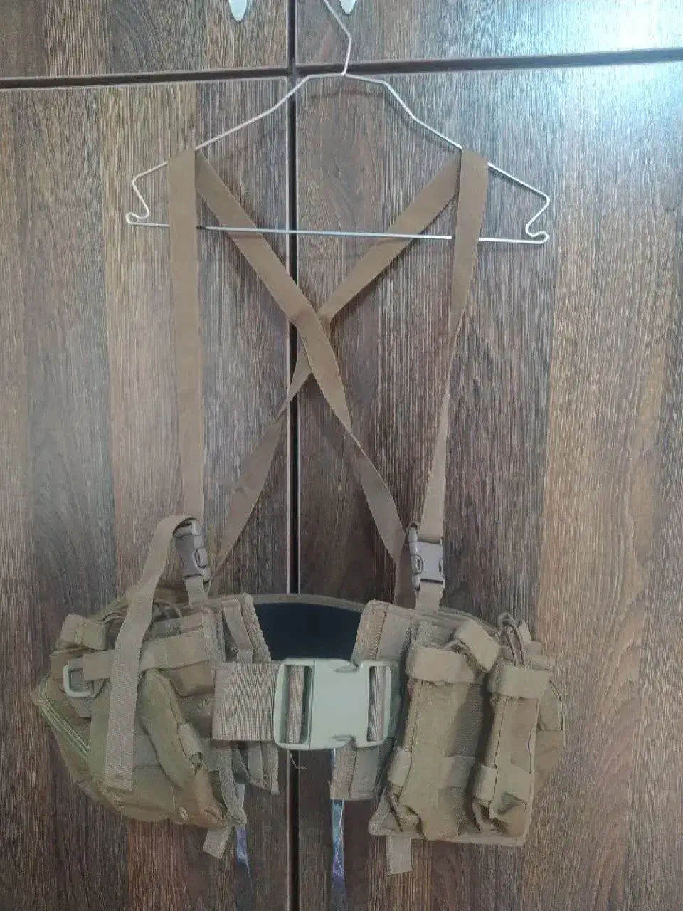 راک بک نظامی عراقی|کوهنوردی و کمپینگ|بندر ماهشهر, |دیوار