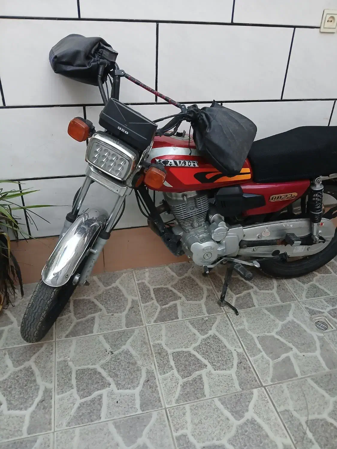 موتور۲۰۰کویر|موتورسیکلت|اصفهان, امیرعرب|دیوار