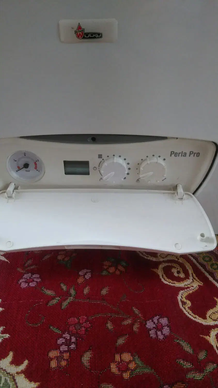 پکیج بوتان ۳۲۰۰۰|آبگرمکن، پکیج، شوفاژ|فولادشهر, فولادشهر|دیوار