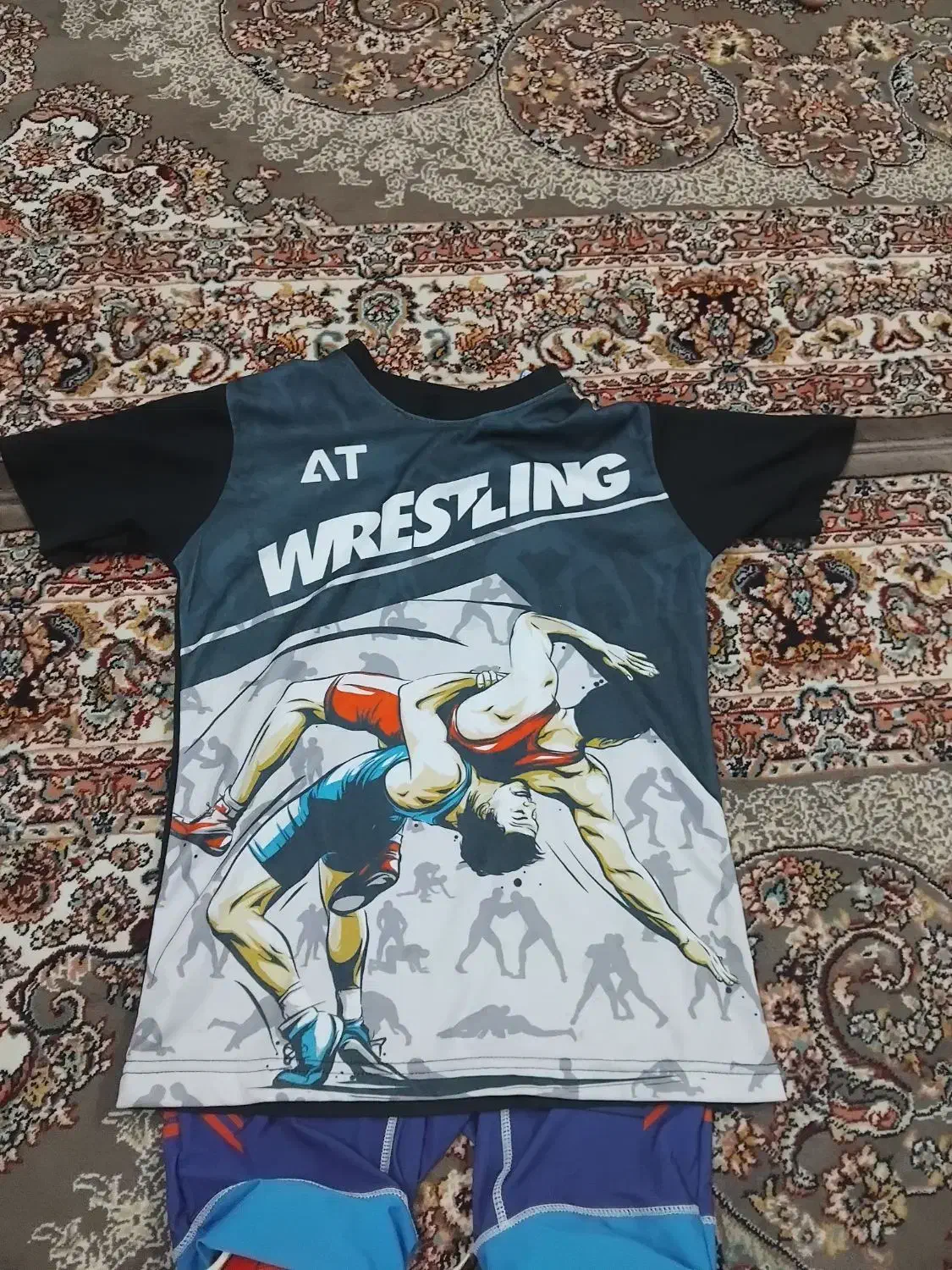 دوبنده کشتی و کفش کشتی و تیشرت کشتی|لباس|کهریزک, |دیوار