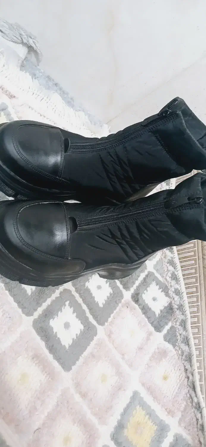 بوت کفش|کیف، کفش، کمربند|قم, ولیعصر|دیوار