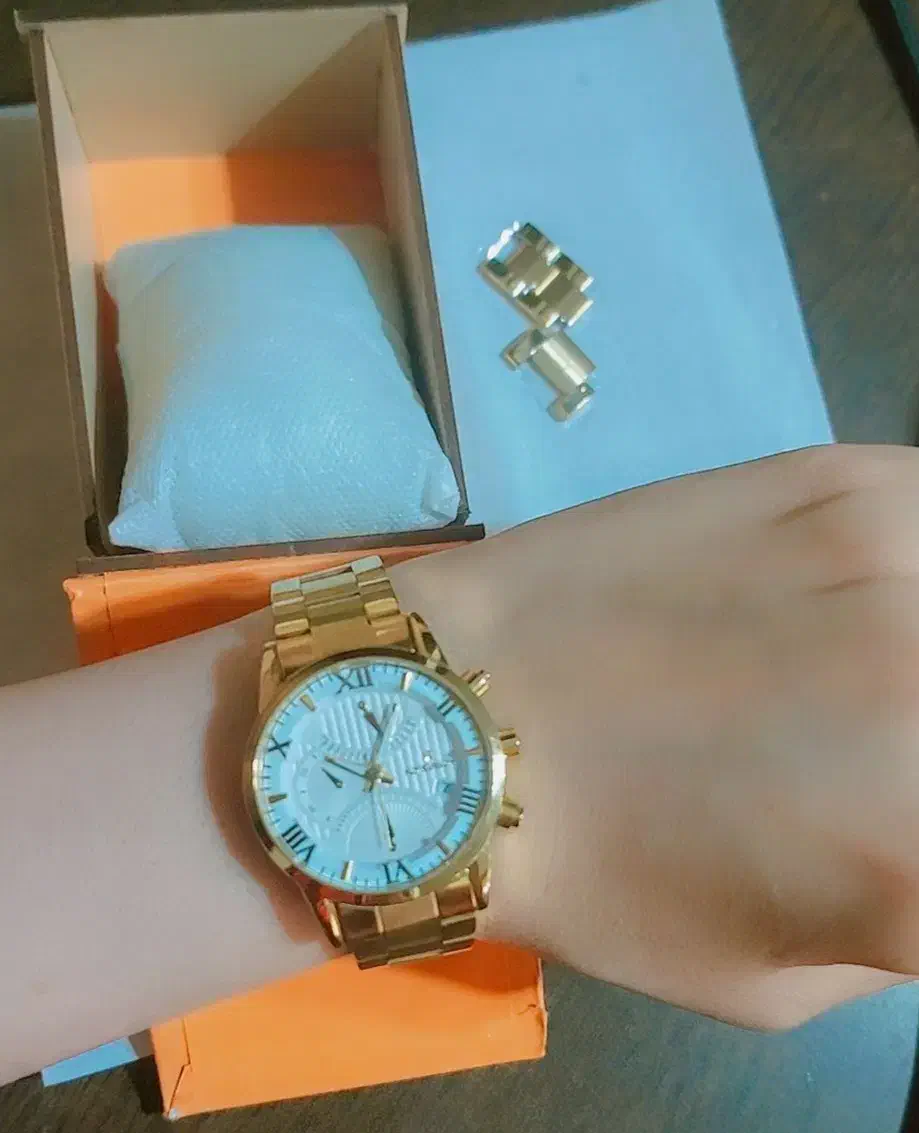 ساعت مچی زنانه|ساعت|میانه, |دیوار