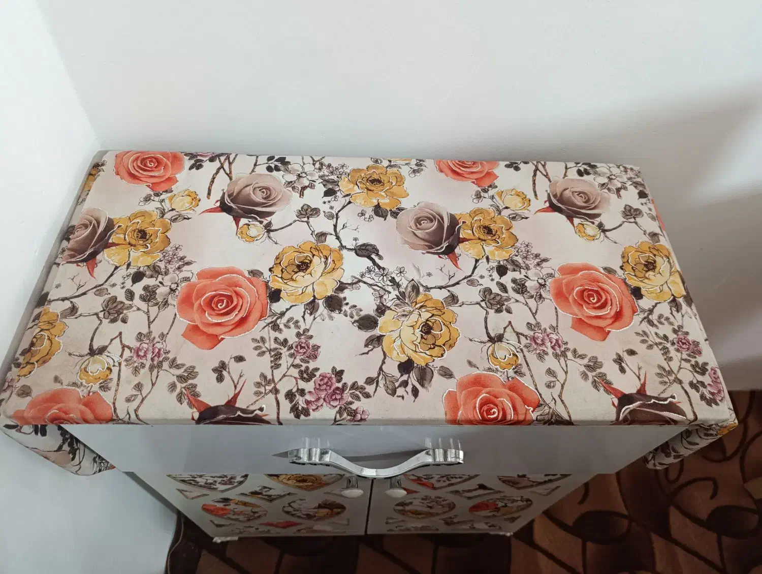 میز|لوازم خیاطی و بافتنی|مشهد, حضرت حجت|دیوار