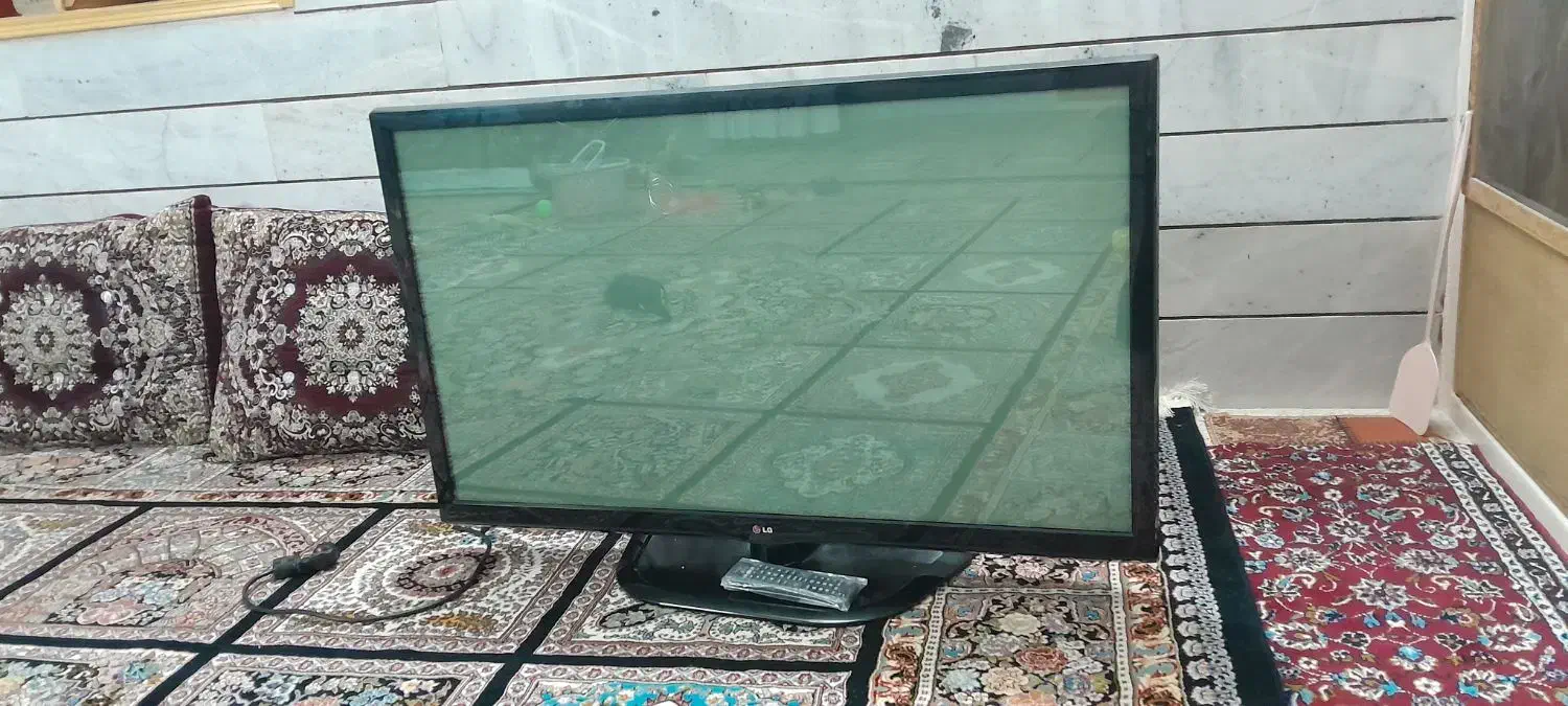 تلویزیون ال سی دی LG|تلویزیون و پروژکتور|خمینیشهر, |دیوار