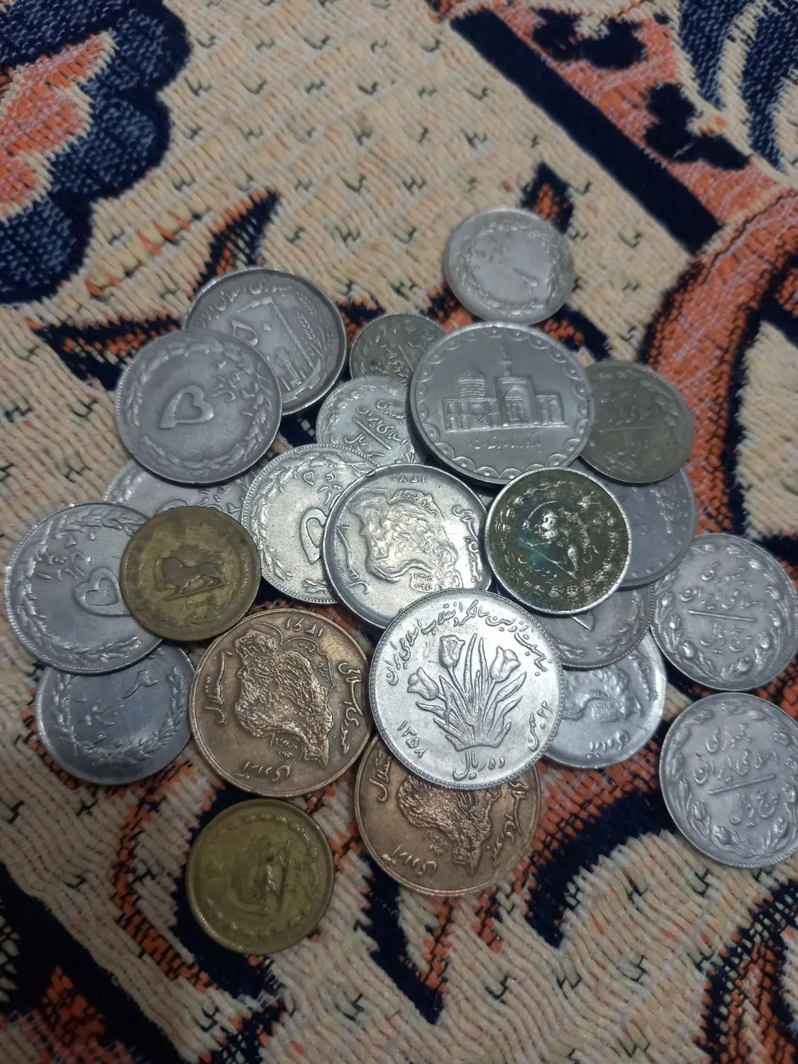 سکه دو رنگ قدیمی|کلکسیون سکه، تمبر، اسکناس|قم, علی آباد سعدگان|دیوار