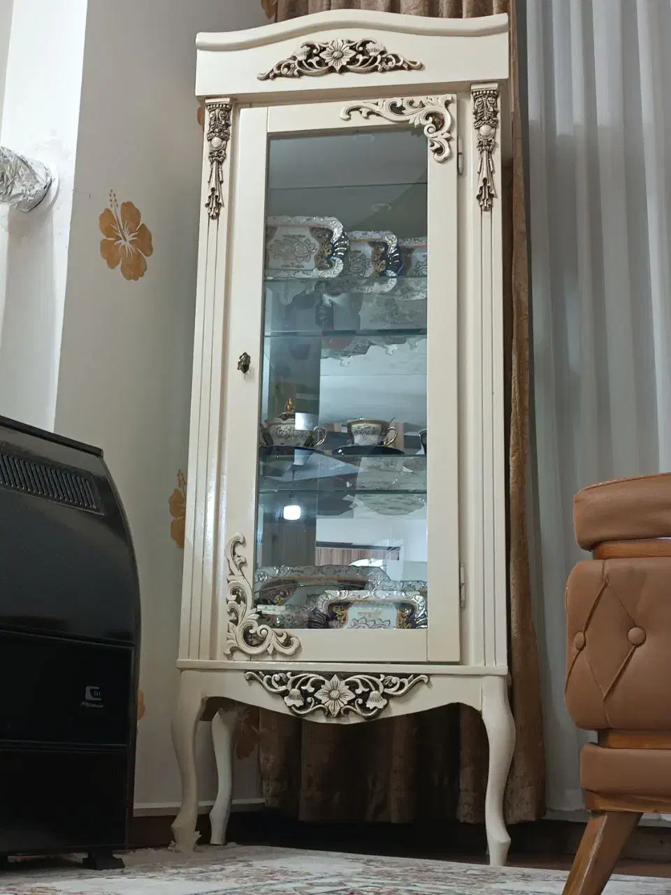 گنجه|بوفه، ویترین، کنسول|مشهد, انقلاب|دیوار