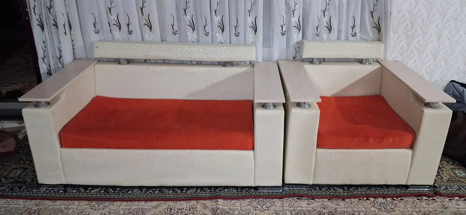 مبل راحتی دسته دوم|مبلمان خانگی و میز عسلی|ورزقان, |دیوار