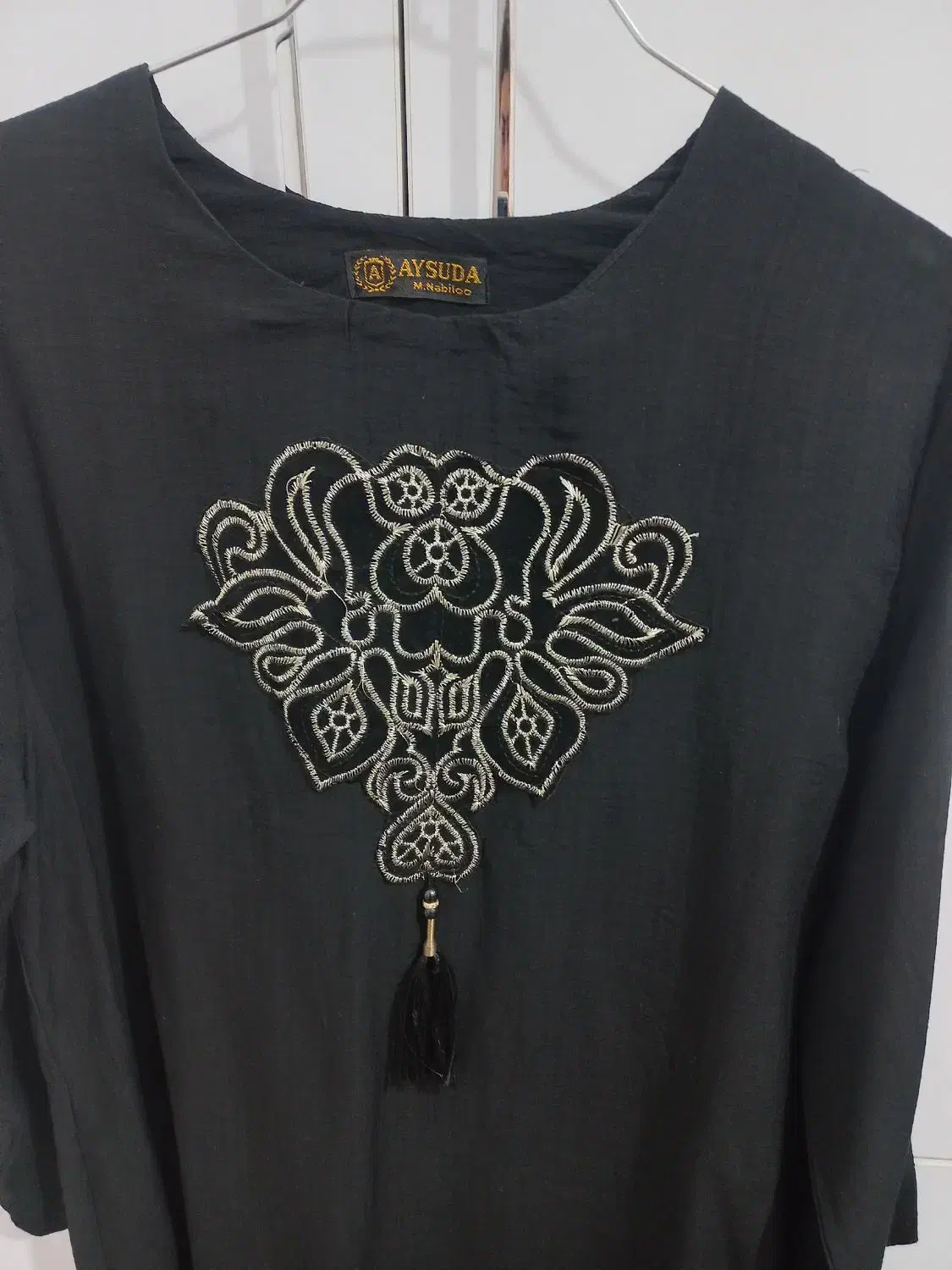 مانتو|لباس|نهاوند, |دیوار