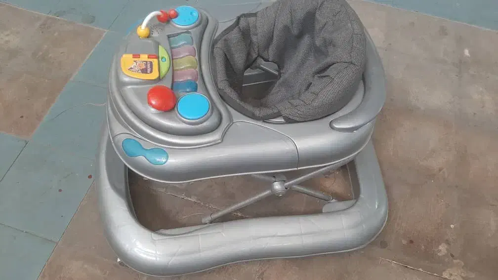 رورهک|اسباب و اثاث بچه|لاهیجان, امیرشهید|دیوار