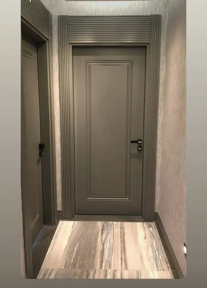 رنگ درب چوبی وتمام مصنوعات چوبی|خدمات پیشه و مهارت|قم, قلعه صدری|دیوار