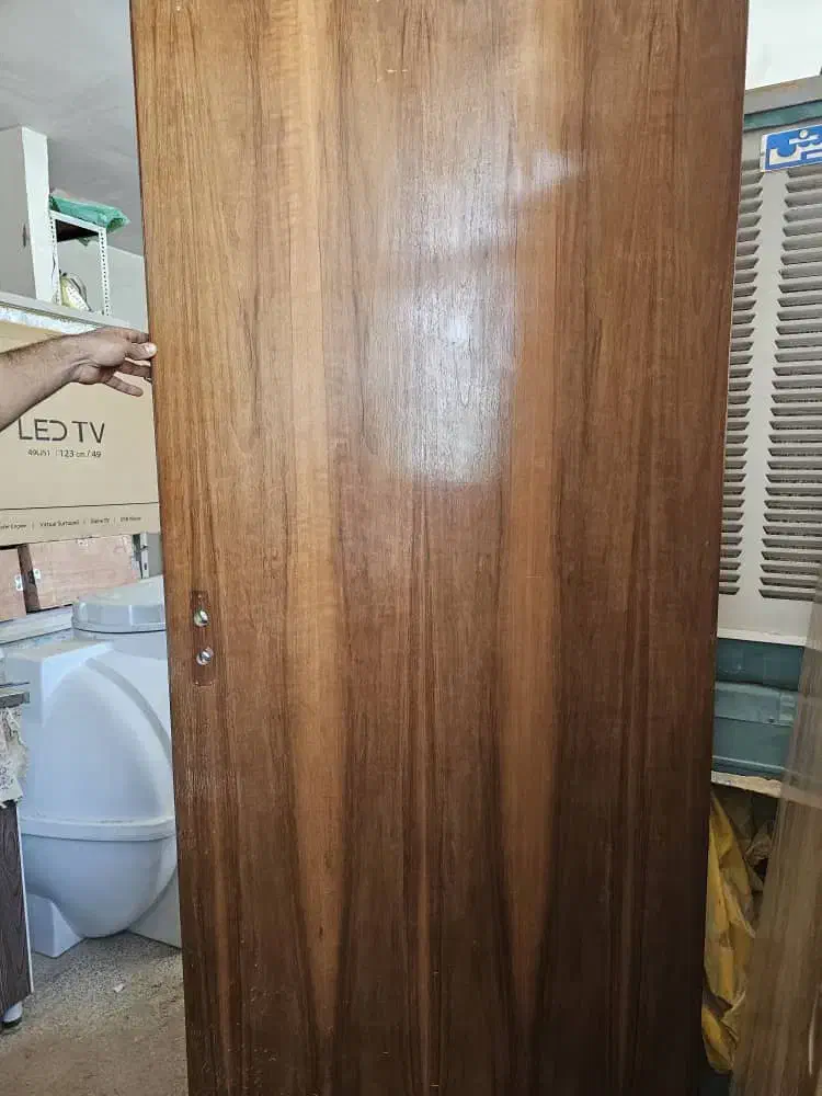 درب چوبی اتاق روکش گردو|مصالح و تجهیزات ساختمان|آباده, |دیوار