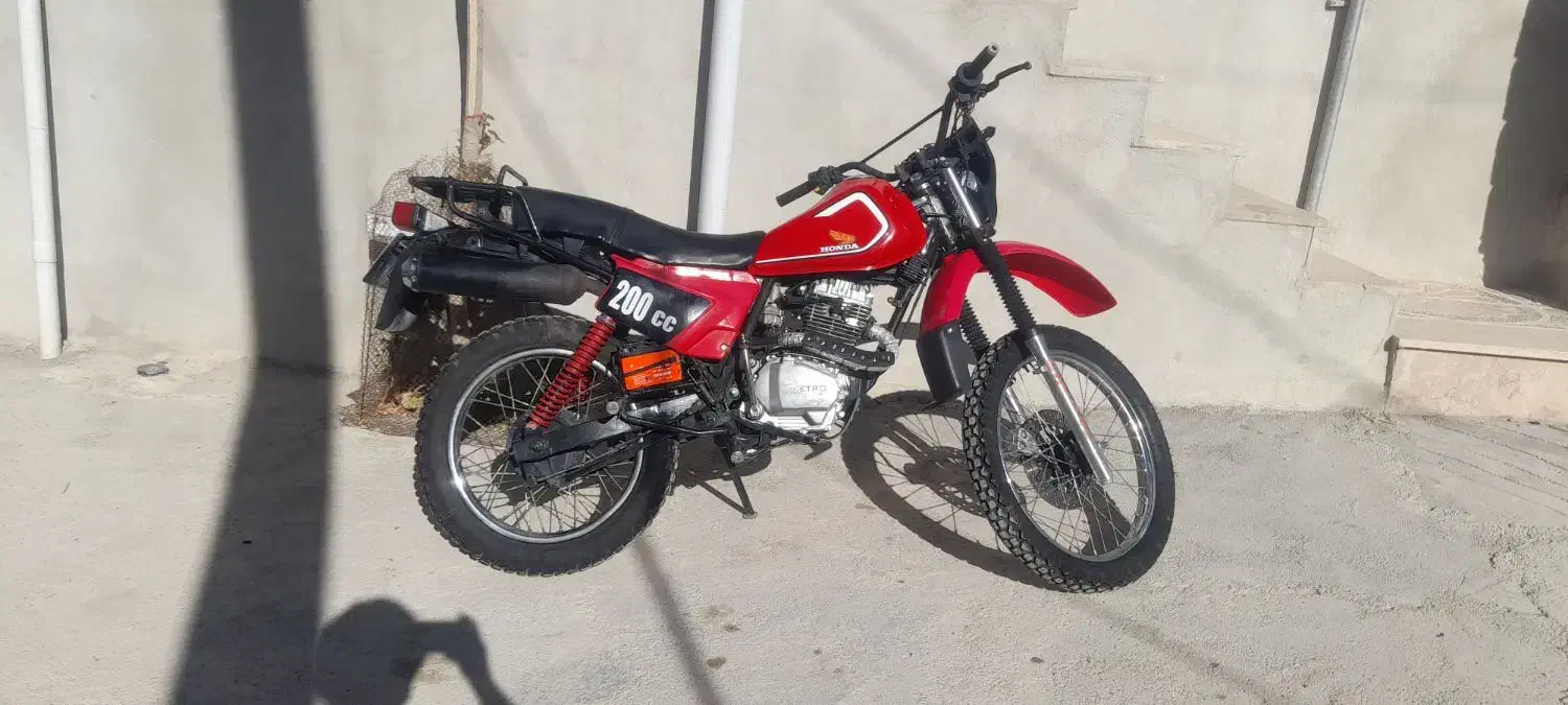 موتور تریل ۲۰۰ سی سی|موتورسیکلت|ایلام, |دیوار