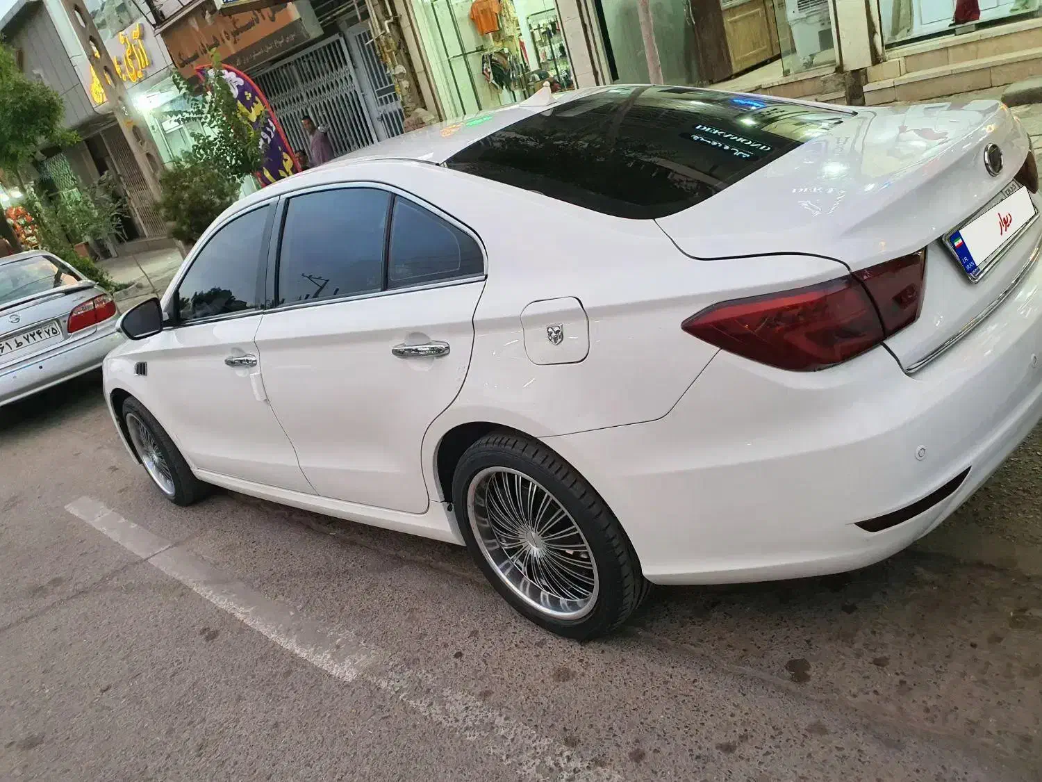 لیفان۸۲۰|خودرو سواری و وانت|تهران, بوستان ولایت|دیوار