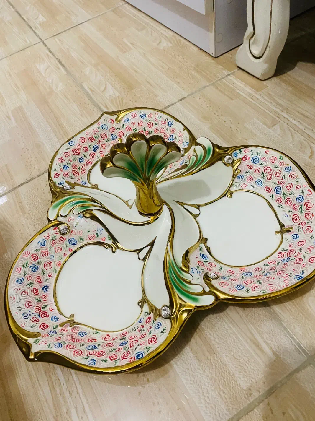 ویترین|ظروف سرو و پذیرایی|رشت, حافظ آباد|دیوار