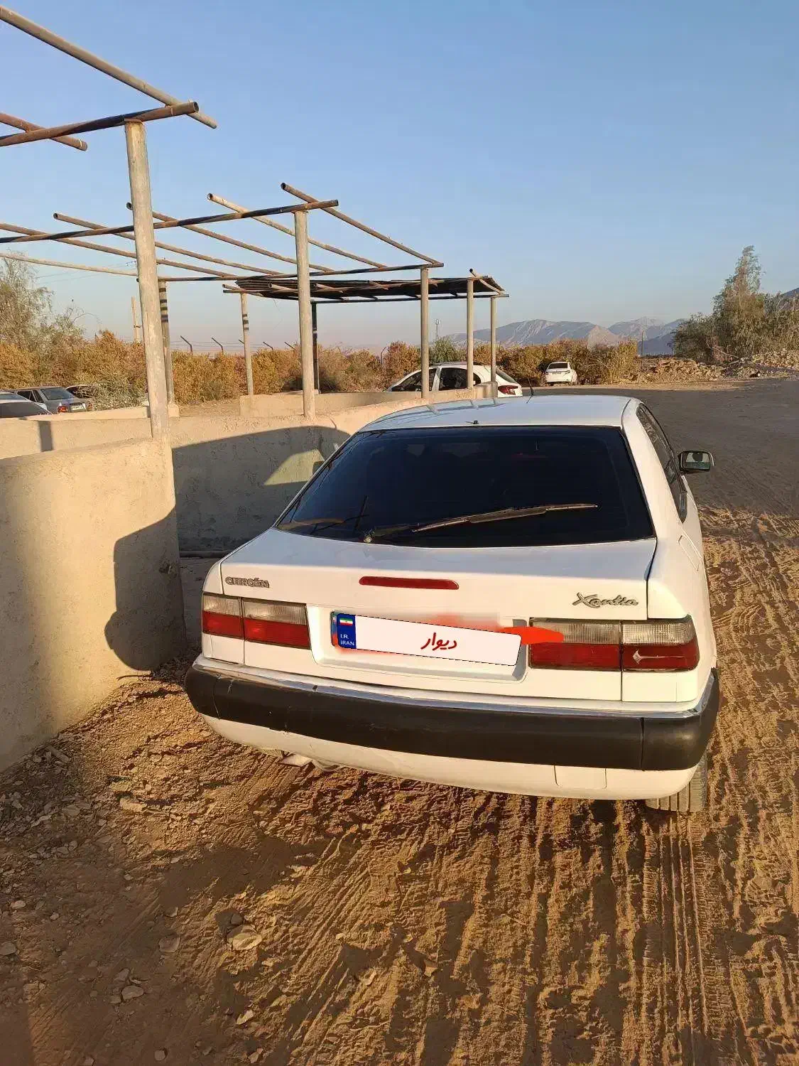 زانتیا|خودرو سواری و وانت|کوه چنار, |دیوار