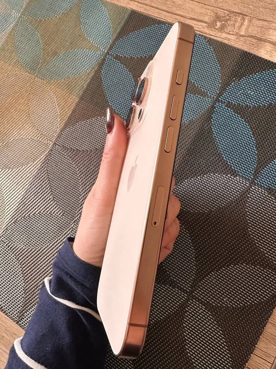 آیفون ۱۶ پرو رجیستر شده فوق العاده تمیز|موبایل|تهران, اباذر|دیوار