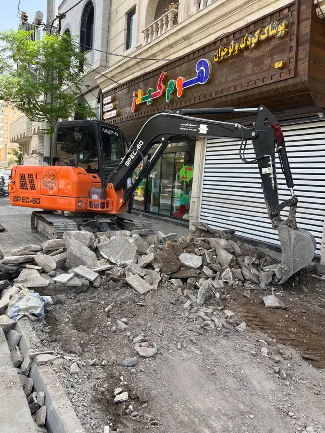 استخدام راننده مینی بیل|استخدام حمل و نقل|قم, الغدیر|دیوار