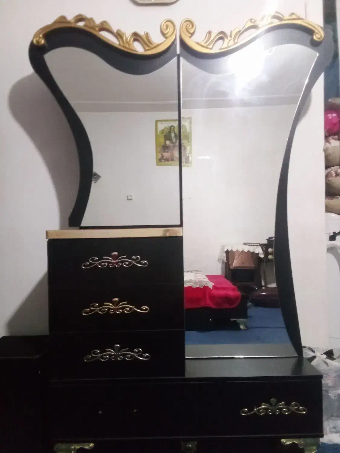 تخت دونفره|تخت و سرویس خواب|لالجین, |دیوار