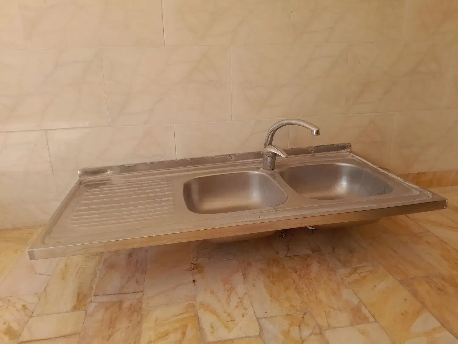 سینک ظرفشویی به همراه شیر اهرمی|مصالح و تجهیزات ساختمان|اردکان, |دیوار