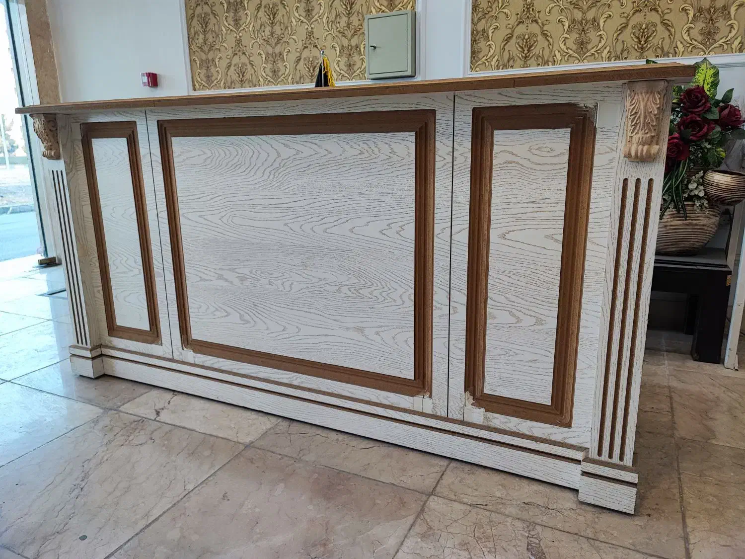 میز و کانتر بسیار شیک و کاربردی|مبلمان اداری|مشهد, الهیه|دیوار