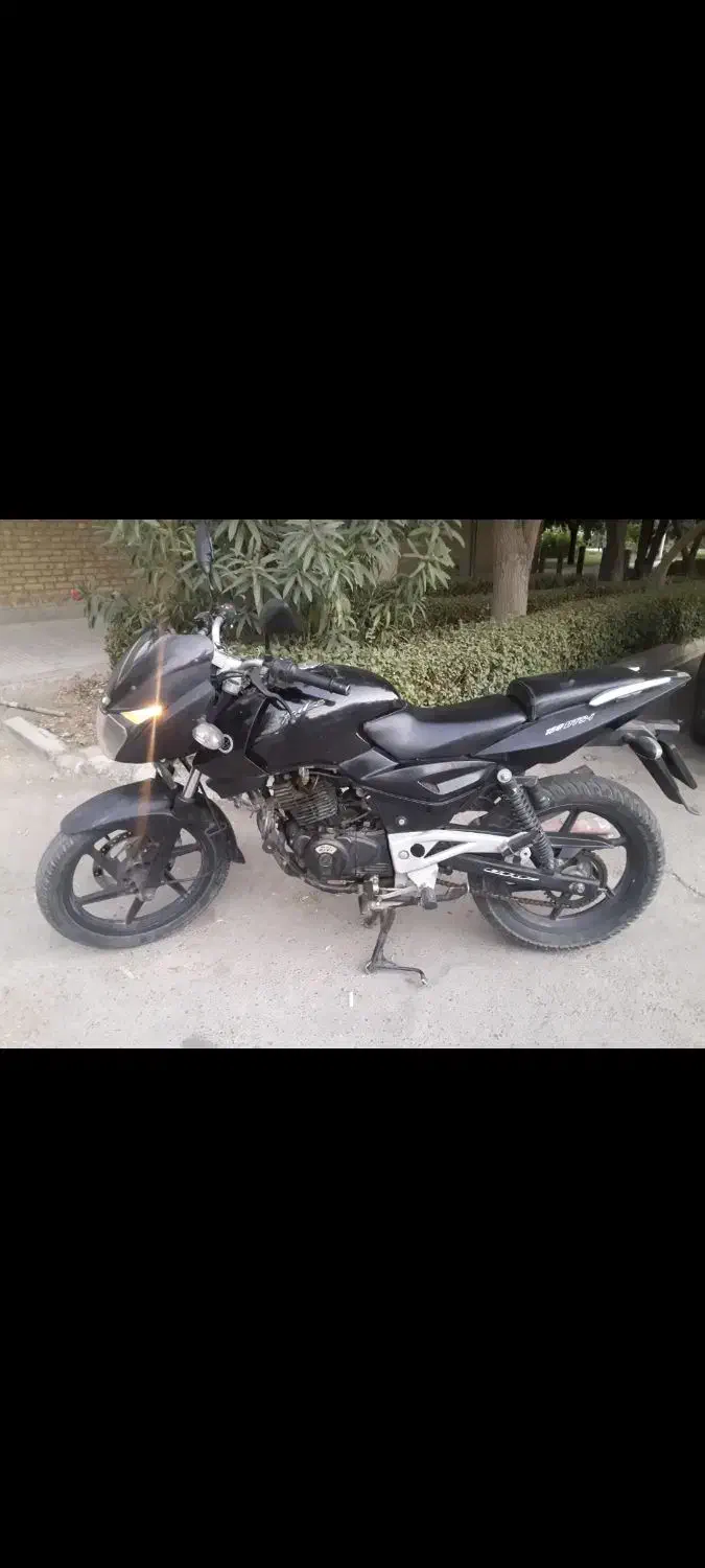 فروش موتور پالس مشکی ۲۰۰|موتورسیکلت|اصفهان, کردآباد|دیوار
