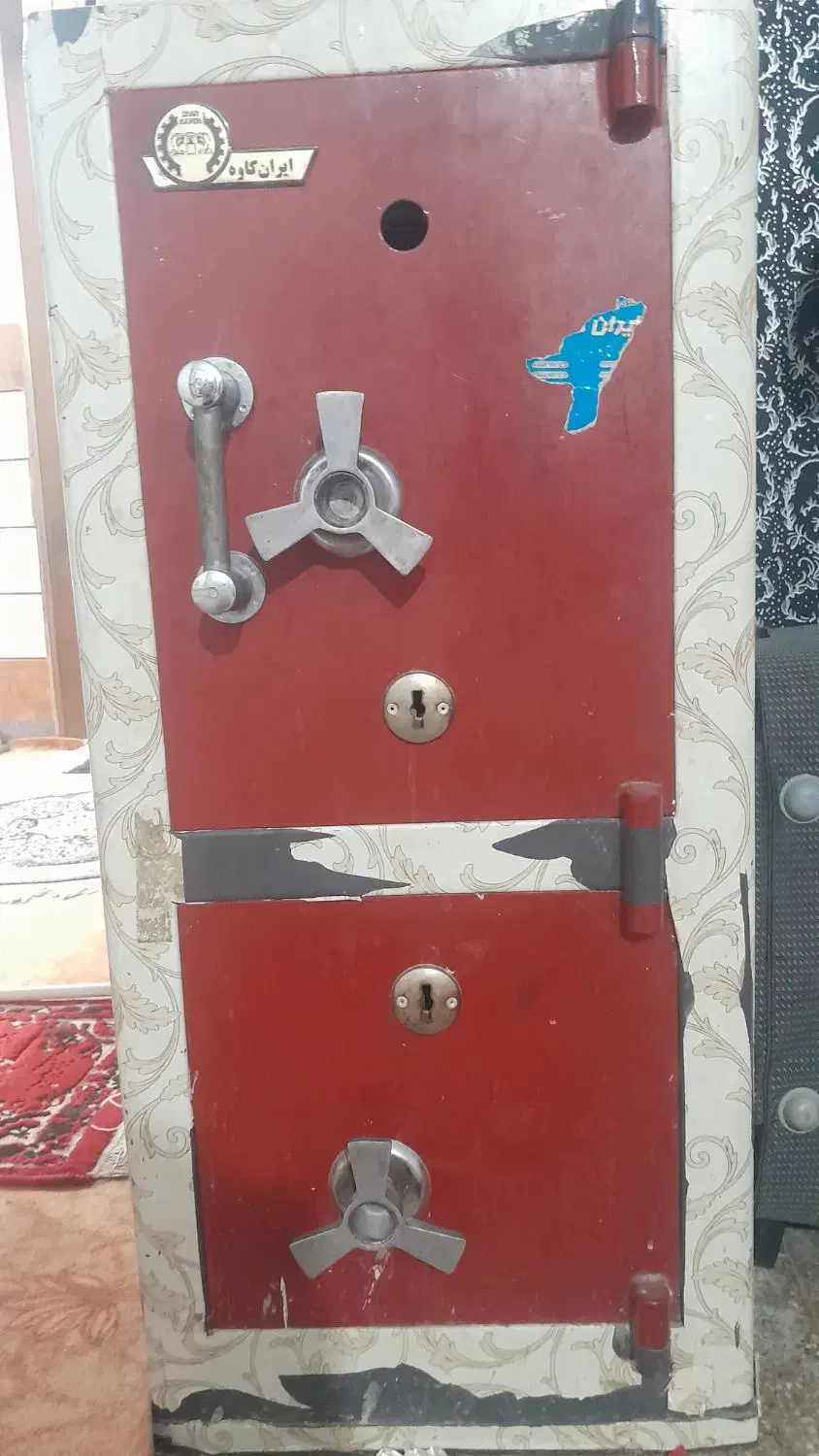 گاوصندوق|ابزارآلات|اهواز, کوی مندلی(سه راه خرمشهر)|دیوار
